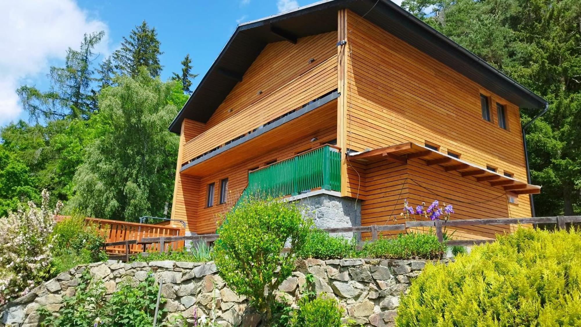 Chata Pod Houbovym Vrchem 2 Horní Planá Exteriör bild