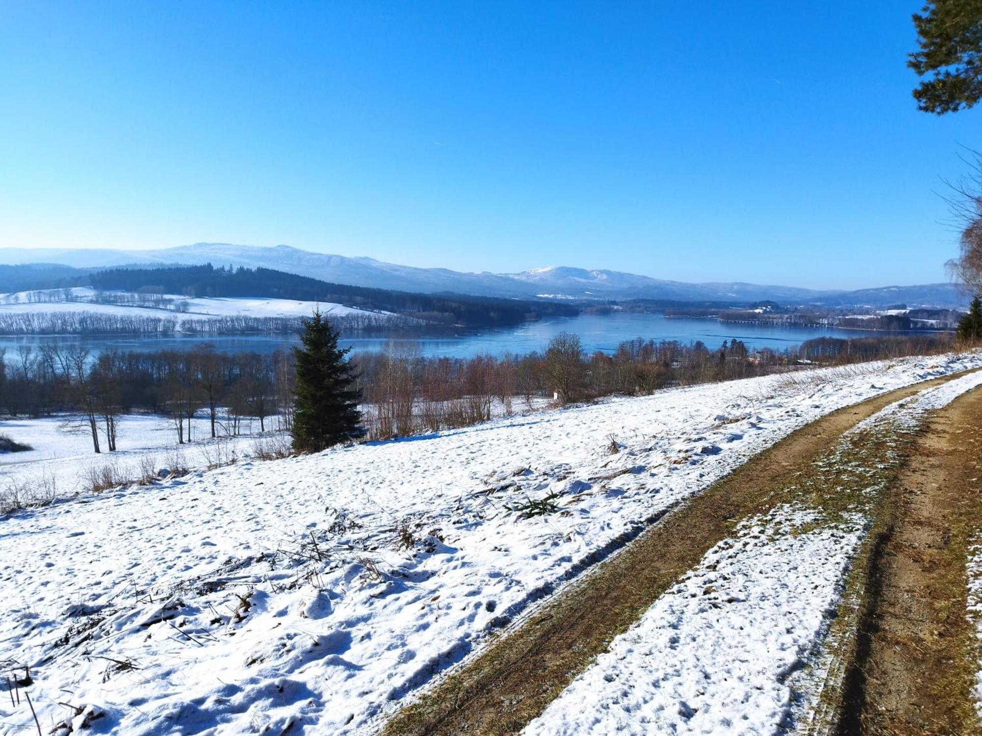 Chata Pod Houbovym Vrchem 2 Horní Planá Exteriör bild
