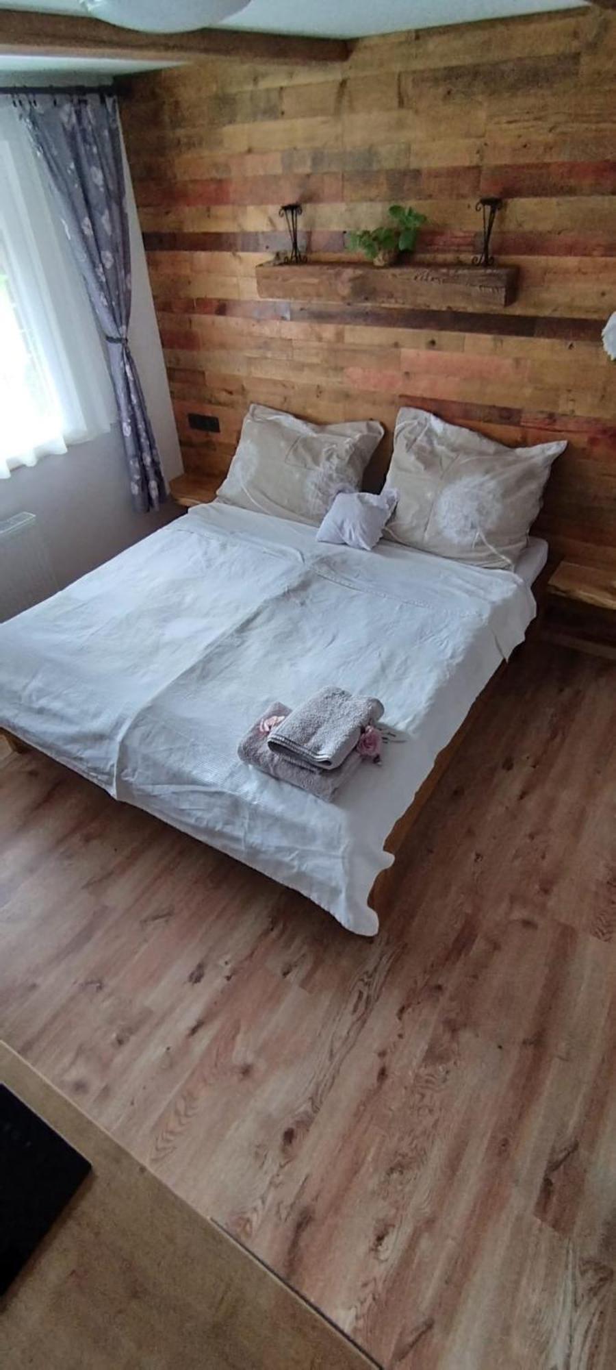 Chata Pod Houbovym Vrchem 2 Horní Planá Exteriör bild